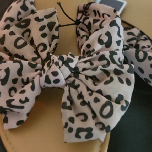 NWT WESTLOOP Leopard Bow slide sandals - Picture 3 of 14